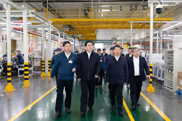 滿慎剛調研中國重汽集團杭州發動機有限公司